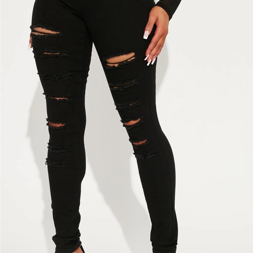 Fashion to Figure Black Distressed Skinny Jeans